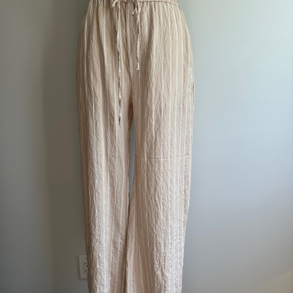 Zara Cream Wide Leg Pants with Textured Fabric